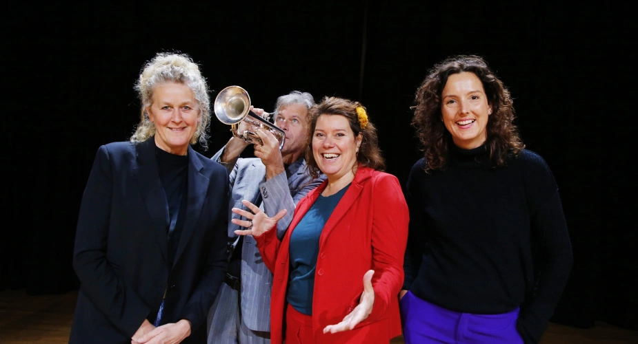 Theater Buiten De Muren