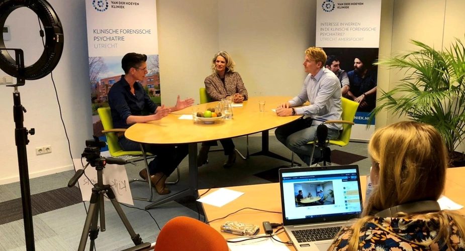 Een kijkje achter de schermen bij de webinar ‘Werken bij de Van der Hoeven Kliniek’.